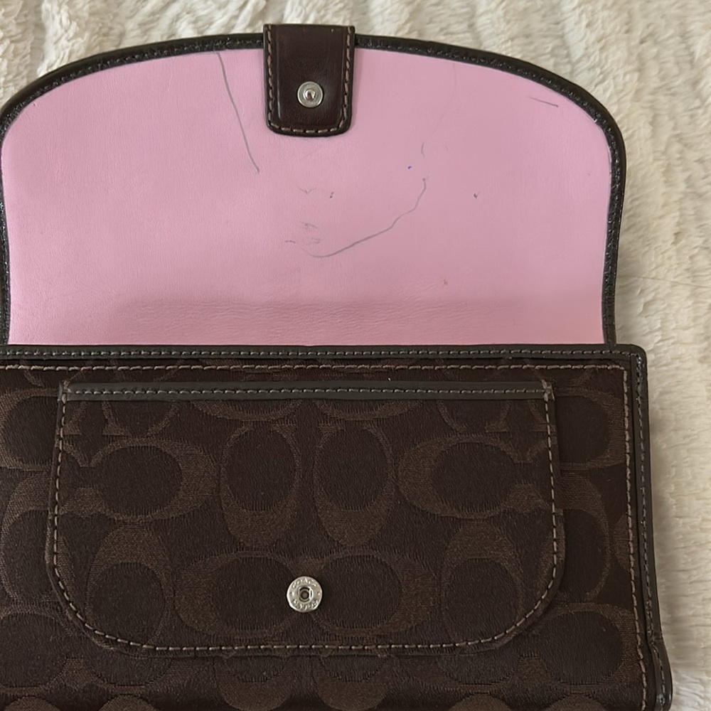 Coach brown wallet with buckle - Picture 4 of 10